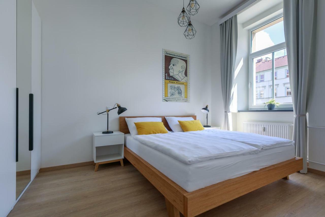Avantgarde Apartments Plzen Luaran gambar