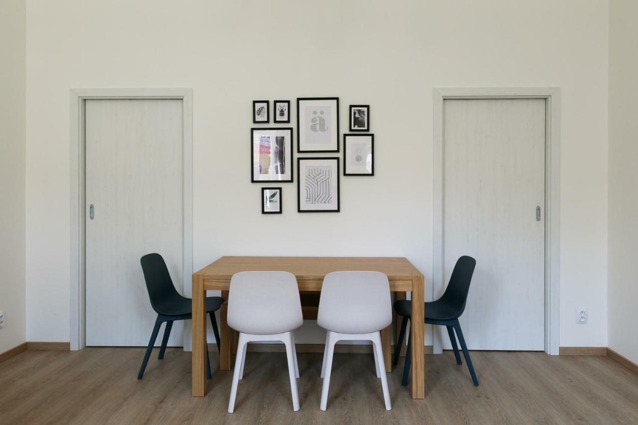 Avantgarde Apartments Plzen Luaran gambar