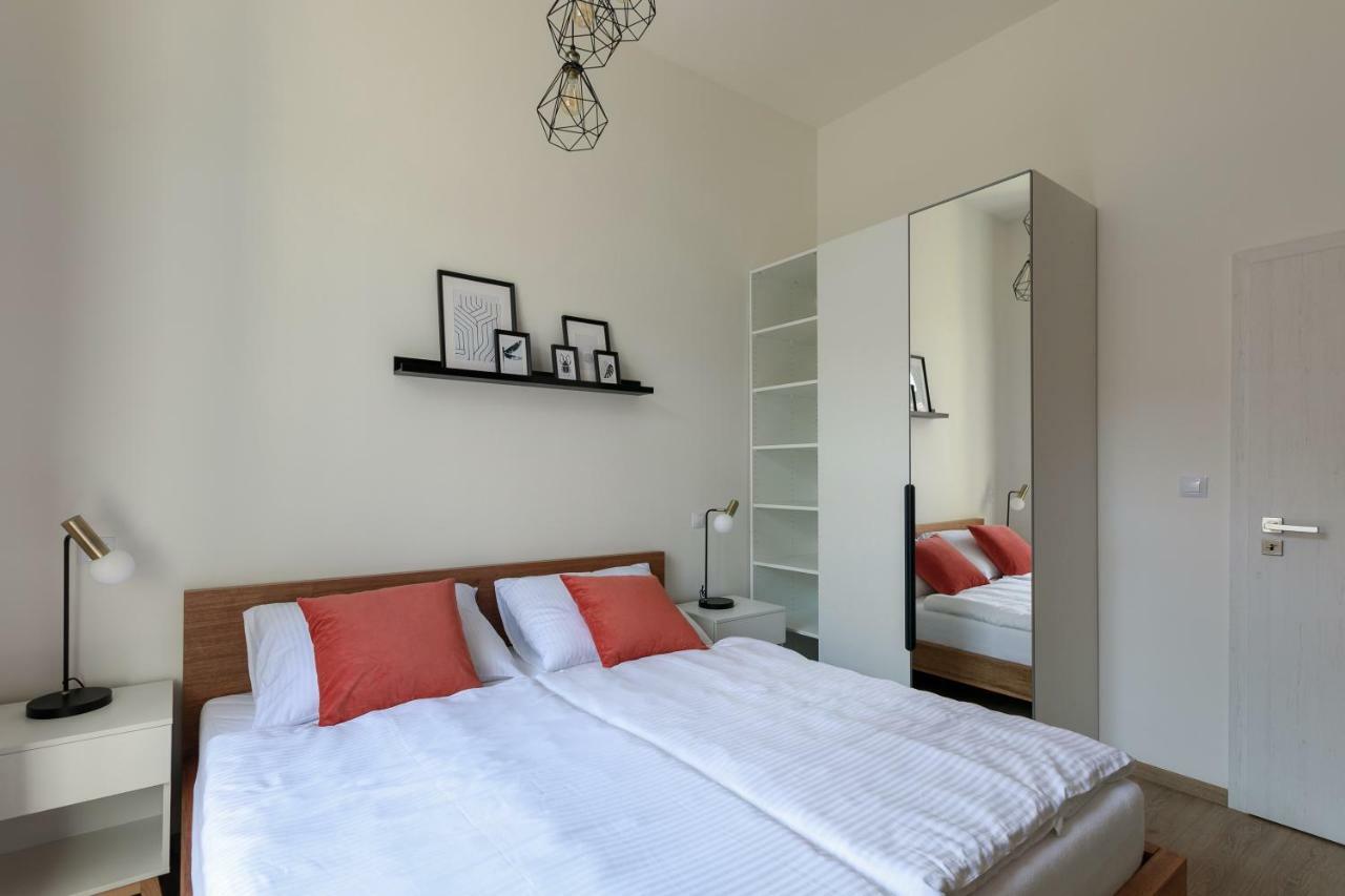 Avantgarde Apartments Plzen Luaran gambar
